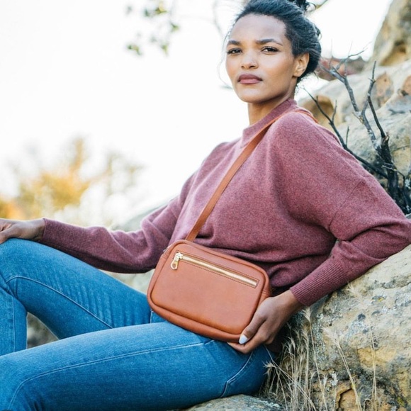 Parker Clay Desta Belt Bag in Rust Brown - Picture 5 of 16